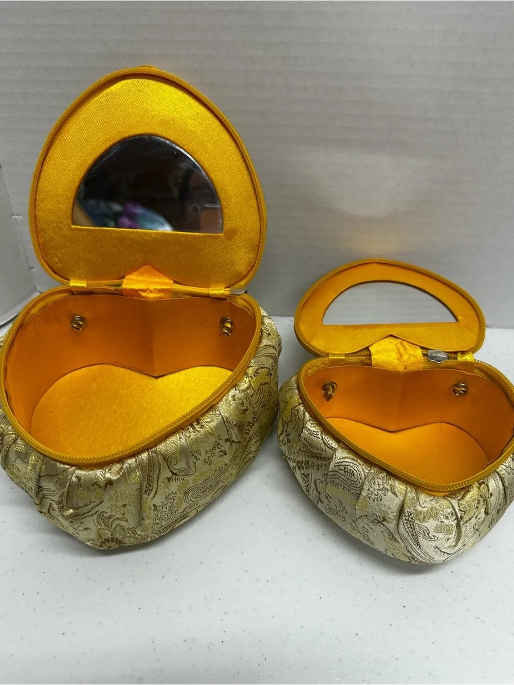 Vintage Heart-Shaped Yellow Paisley Jewelry or Travel Case Set Coquette